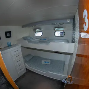 Hotel en barco Boat Aloha, Sant Adrià de Besòs